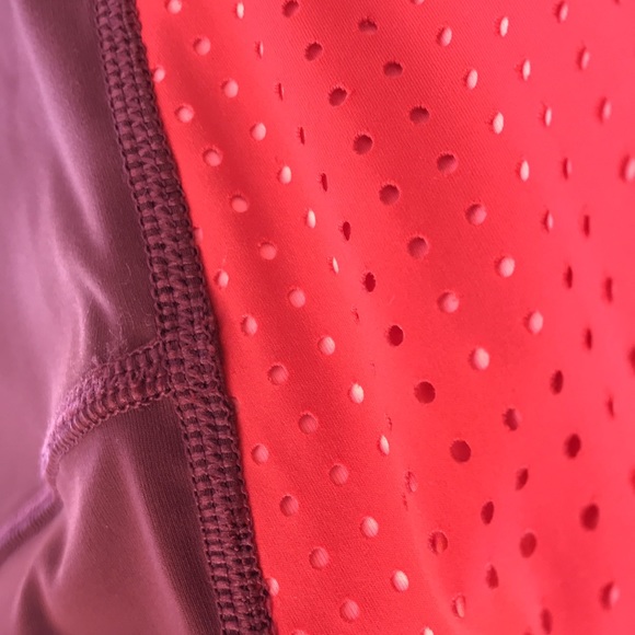 ⭐️Athleta Ultimate Stash Pocket Colorblock Laser Cut 7/8 Tight Legging Sz Small - Picture 6 of 9